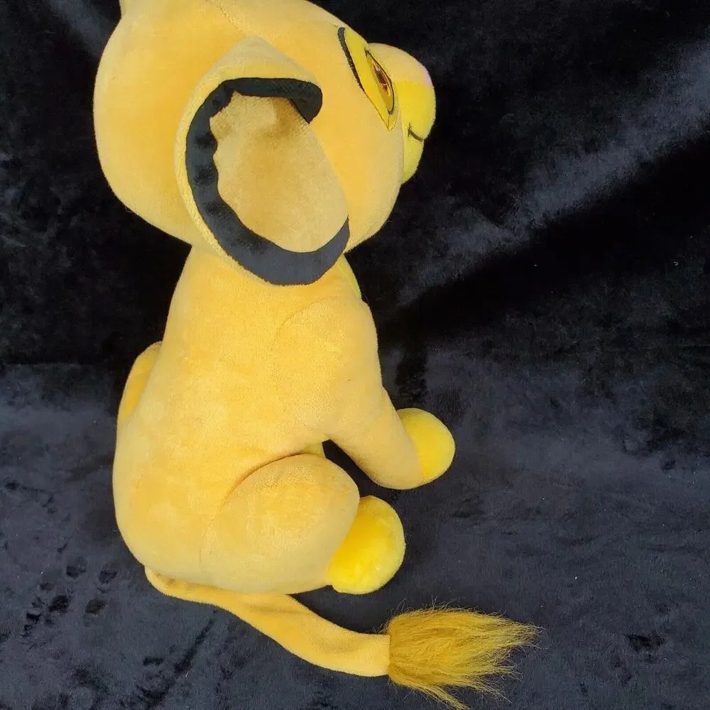 Disney Jumbo SIMBA Lion King Young Cub 16” Sitting Plush Stuffed Animal